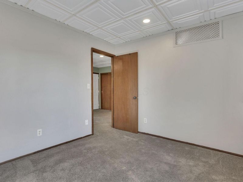 4896 Sullivant Avenue, Columbus, OH 43228 Photo 49