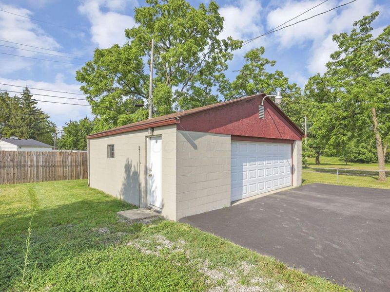 4896 Sullivant Avenue, Columbus, OH 43228 Photo 59