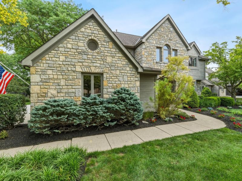 6235 Inverurie Drive W, Dublin, OH 43017 Photo 5