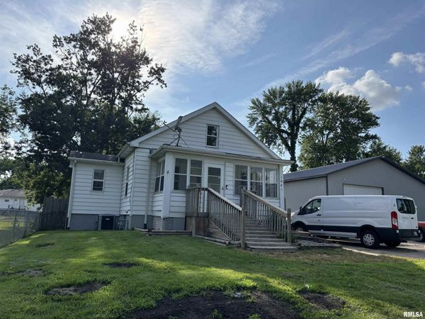 1441 N 28TH Street, Springfield, IL 62702