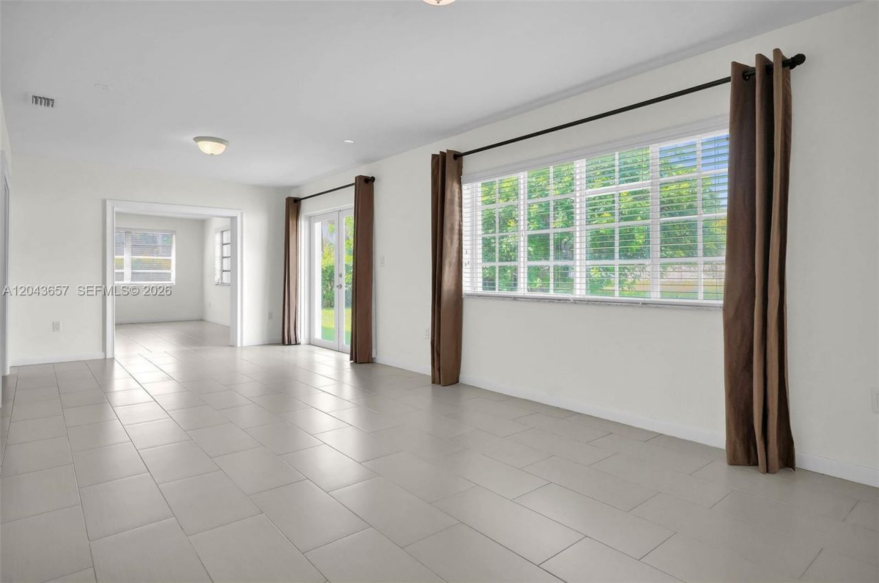 14375 Lake Candlewood Ct , Miami Lakes, FL 33014 Photo