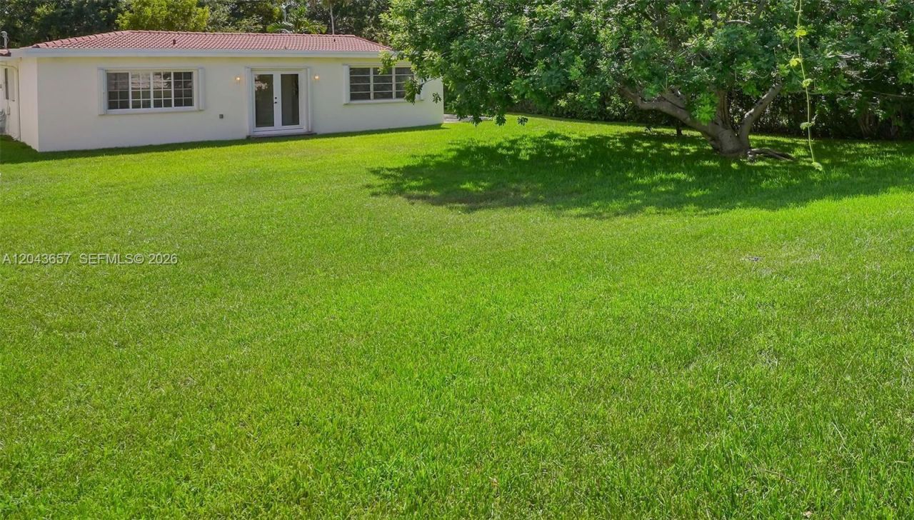 14375 Lake Candlewood Ct , Miami Lakes, FL 33014 Photo