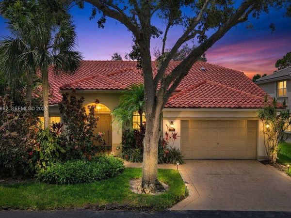 3450 Dunes Vista Dr, Pompano Beach, FL 33069