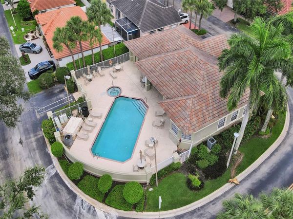 3450 Dunes Vista Dr, Pompano Beach, FL 33069