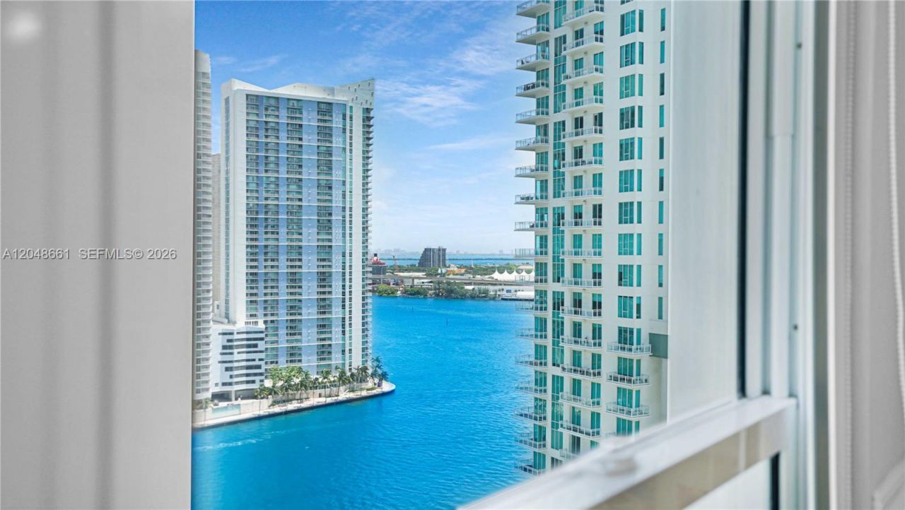 801 Brickell Key Blvd , Unit 2210, Miami, FL 33131 Photo