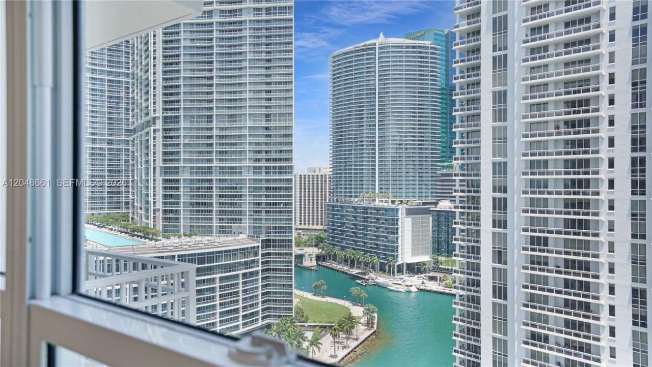 801 Brickell Key Blvd , Unit 2210, Miami, FL 33131 Photo