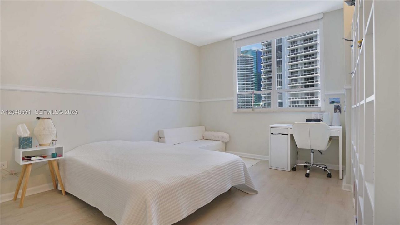 801 Brickell Key Blvd , Unit 2210, Miami, FL 33131 Photo