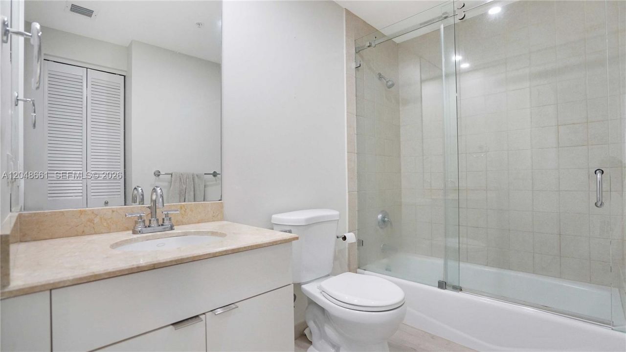 801 Brickell Key Blvd , Unit 2210, Miami, FL 33131 Photo
