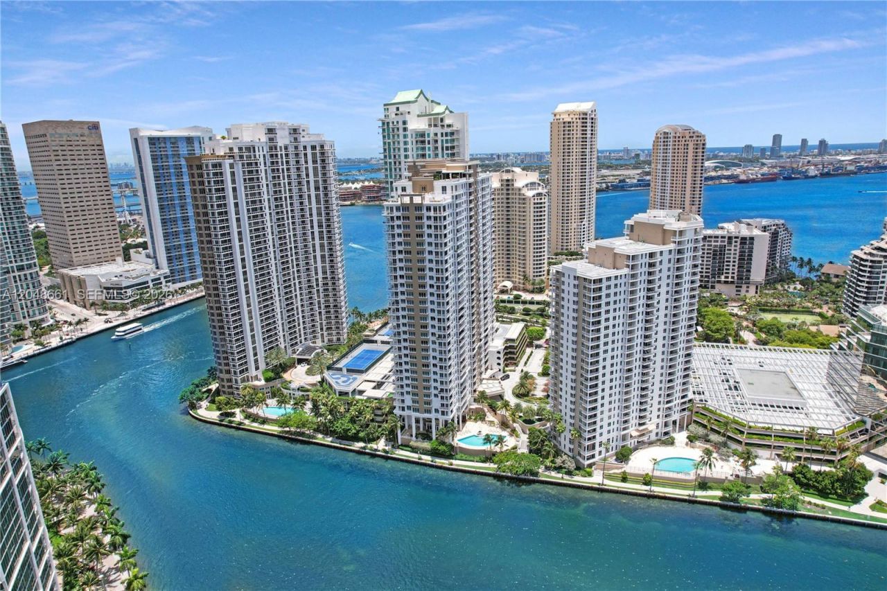 801 Brickell Key Blvd , Unit 2210, Miami, FL 33131 Photo