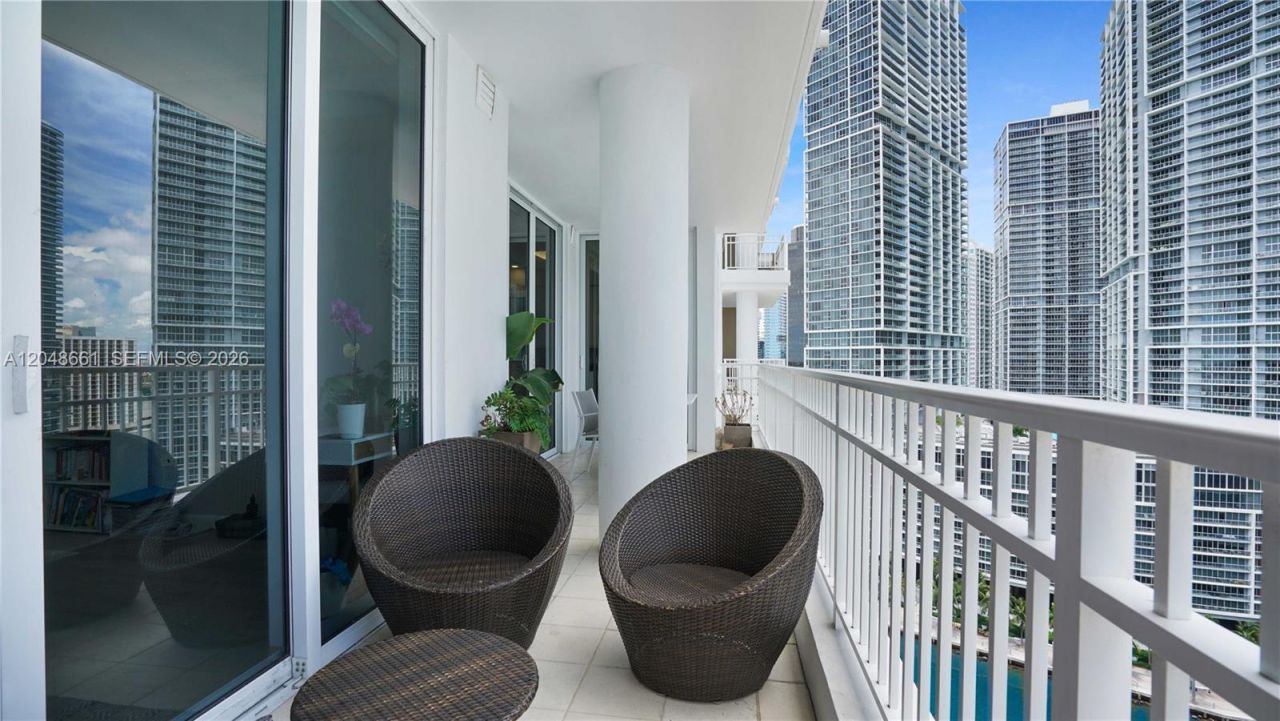 801 Brickell Key Blvd , Unit 2210, Miami, FL 33131 Photo