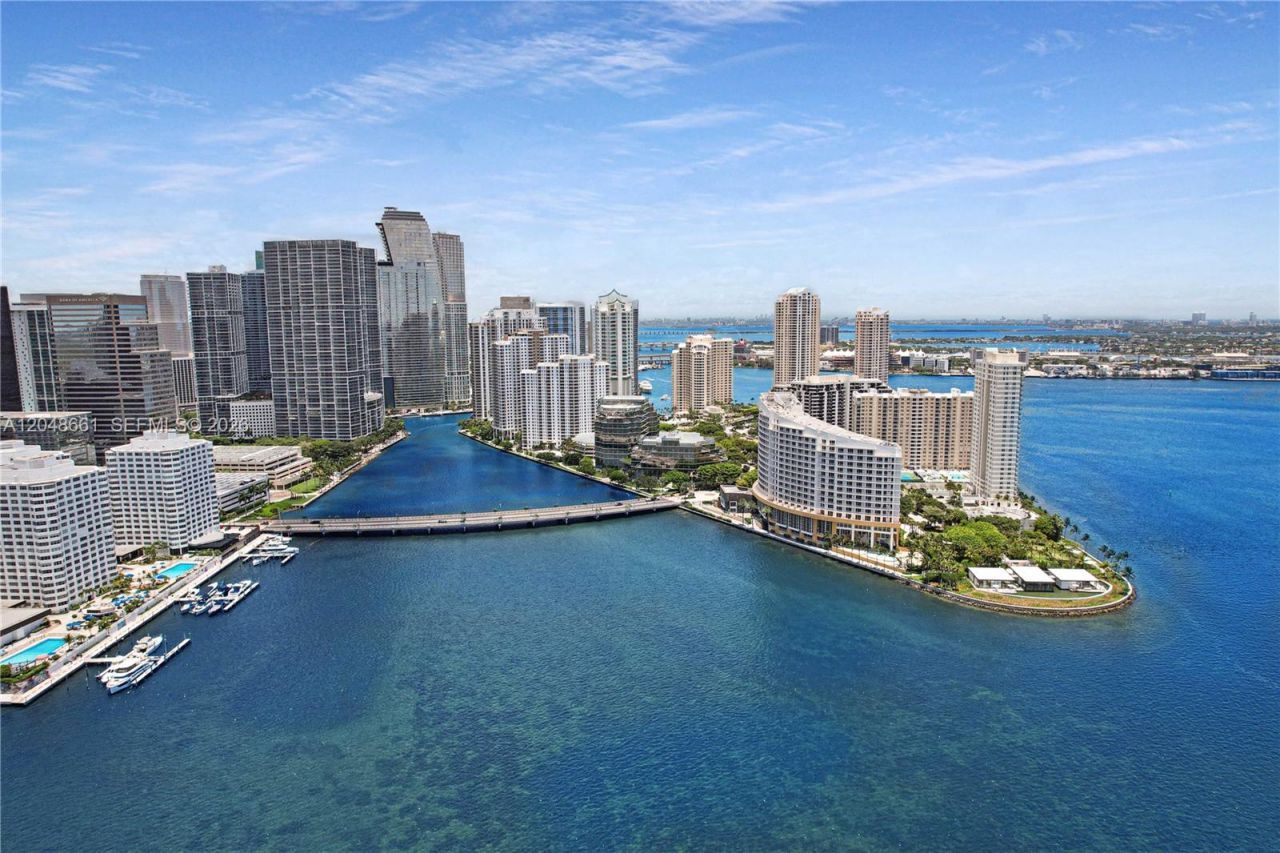 801 Brickell Key Blvd , Unit 2210, Miami, FL 33131 Photo
