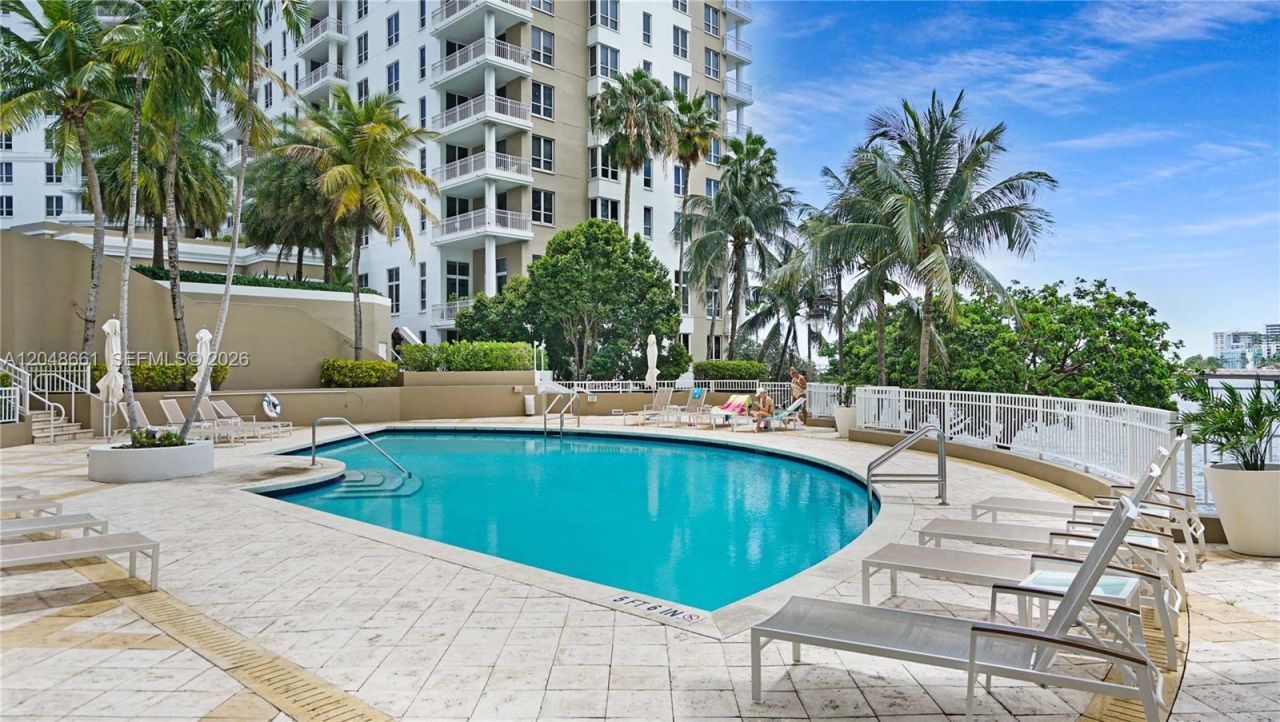 801 Brickell Key Blvd , Unit 2210, Miami, FL 33131 Photo