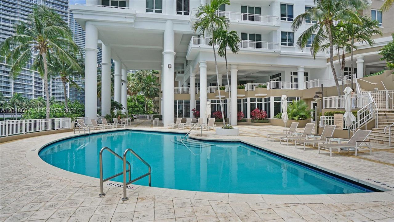 801 Brickell Key Blvd , Unit 2210, Miami, FL 33131 Photo