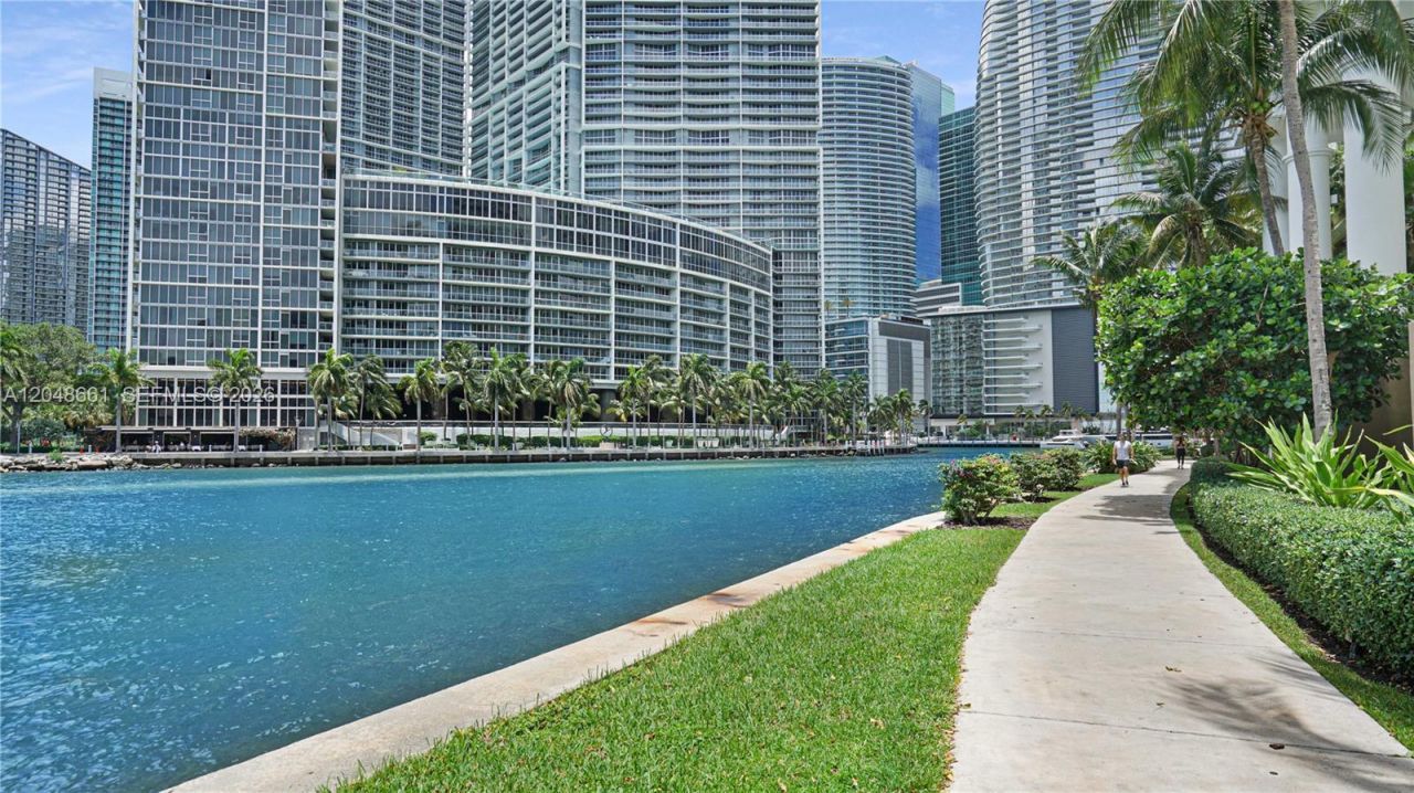 801 Brickell Key Blvd , Unit 2210, Miami, FL 33131 Photo
