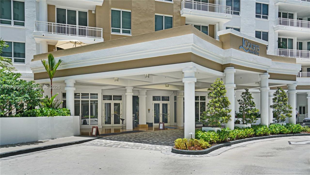 801 Brickell Key Blvd , Unit 2210, Miami, FL 33131 Photo
