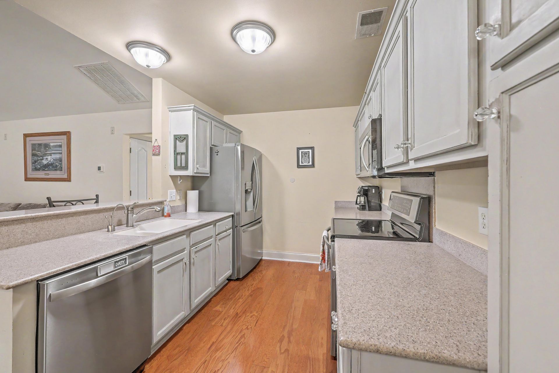 228 Equinox Circle Photo 11