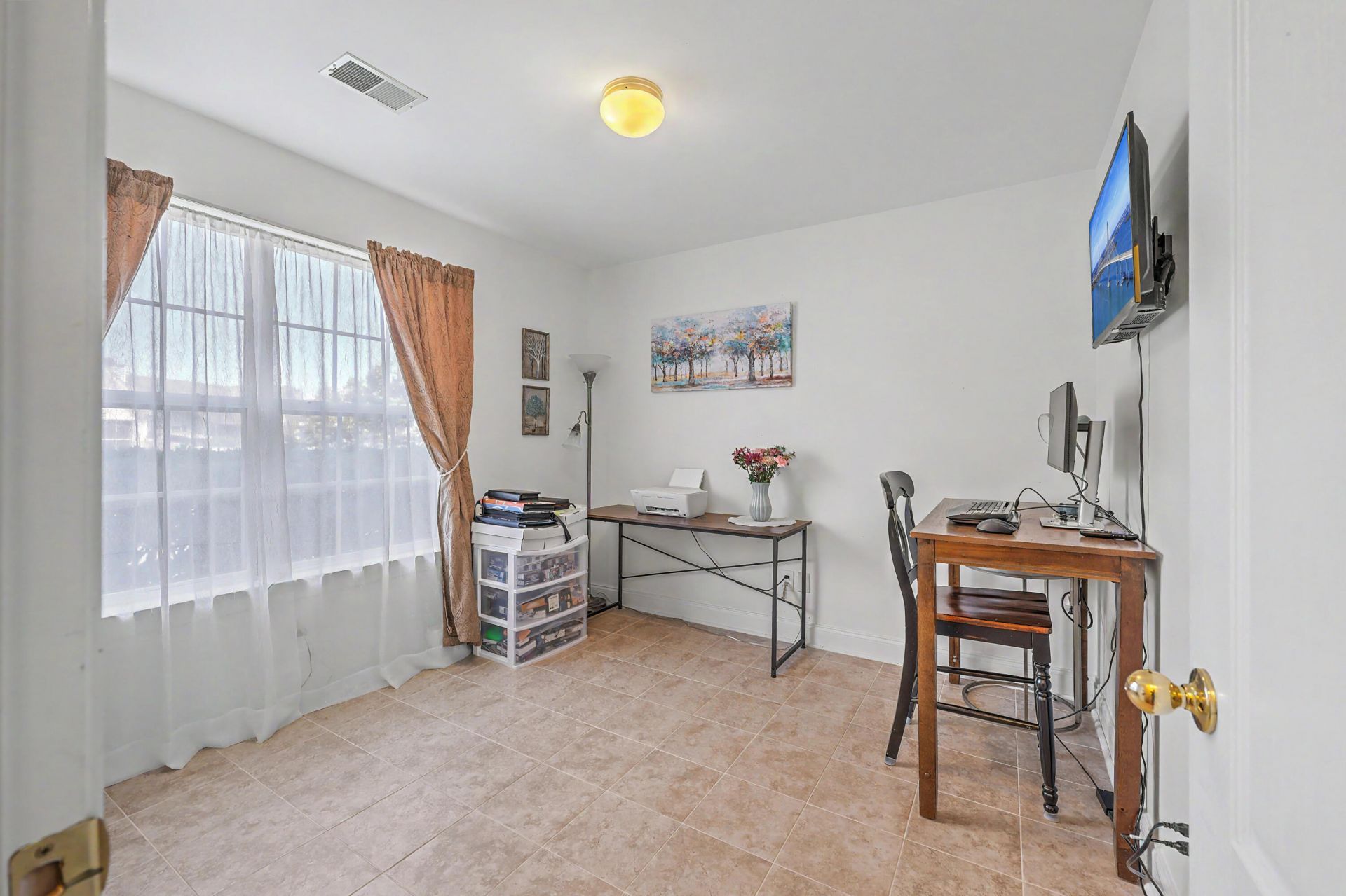 228 Equinox Circle Photo 19