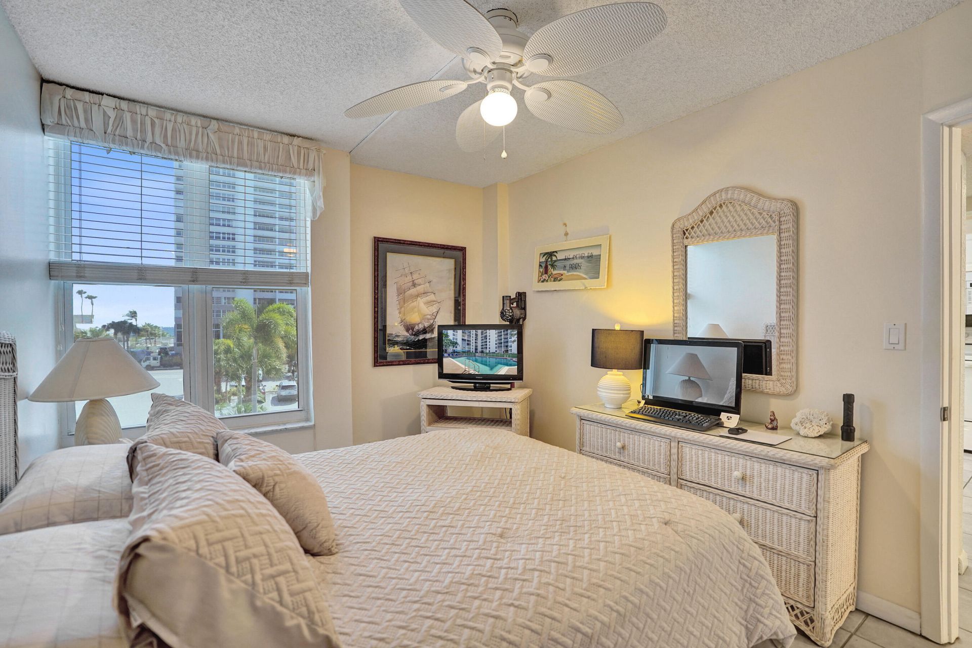 1391 S Ocean Boulevard, Pompano Beach, FL 33062 Photo