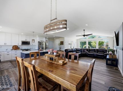185 Leo Drive, Sparks, NV 89441 Photo