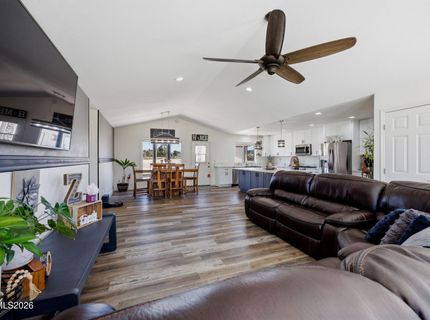 185 Leo Drive, Sparks, NV 89441 Photo