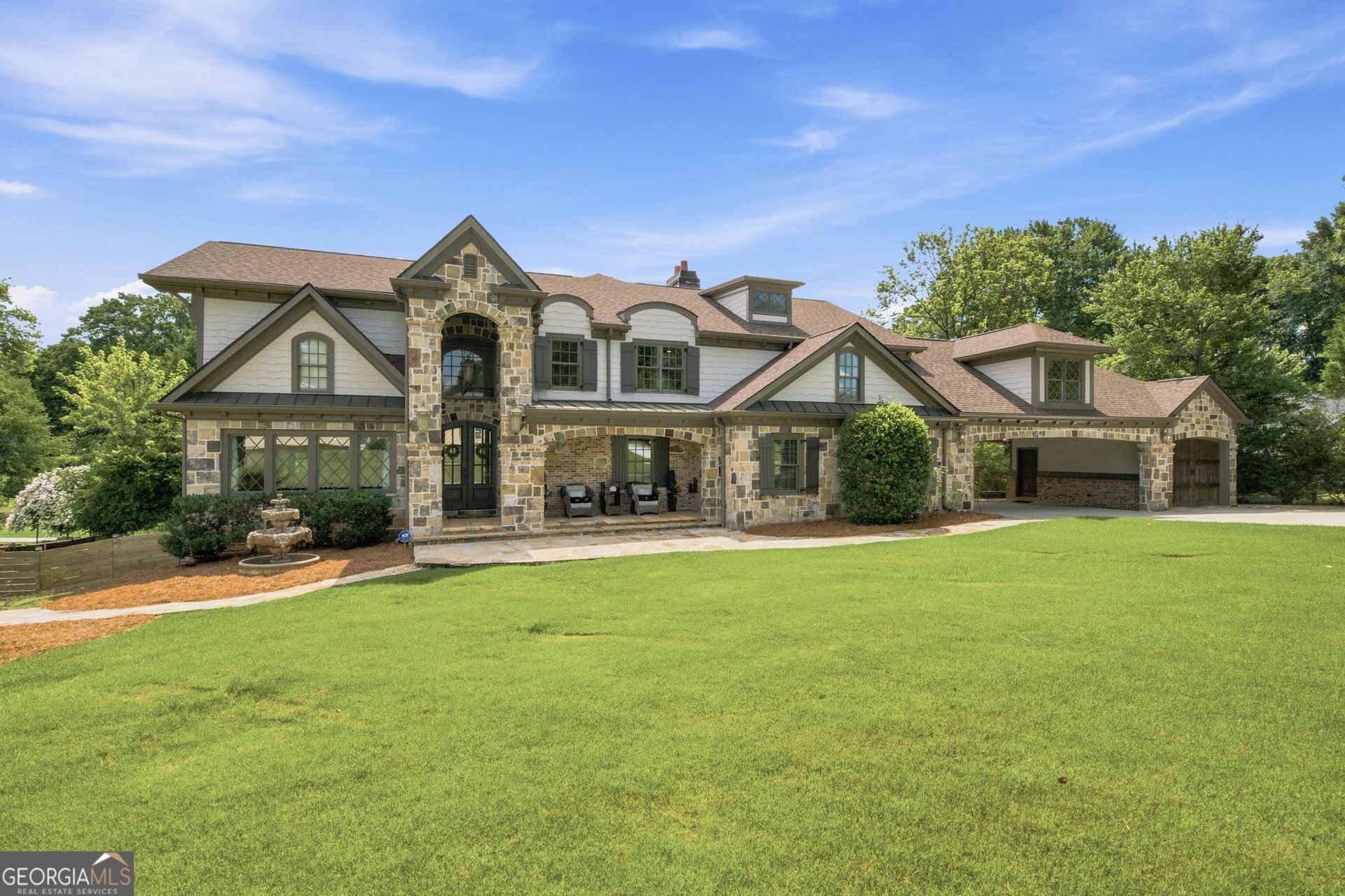 570 Creekwood Drive, Marietta, GA 30068 Main Photo