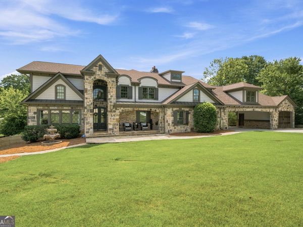570 Creekwood Drive, Marietta, GA 30068
