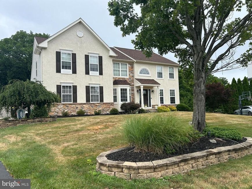 1015 Hickory Ridge Drive, Chalfont, PA 18914 Main Photo