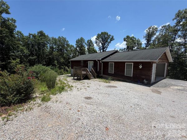 11058 US 221 Highway , Marion, NC 28752