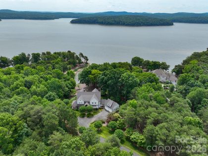 2375 Southpoint Lane  New London, NC 28127