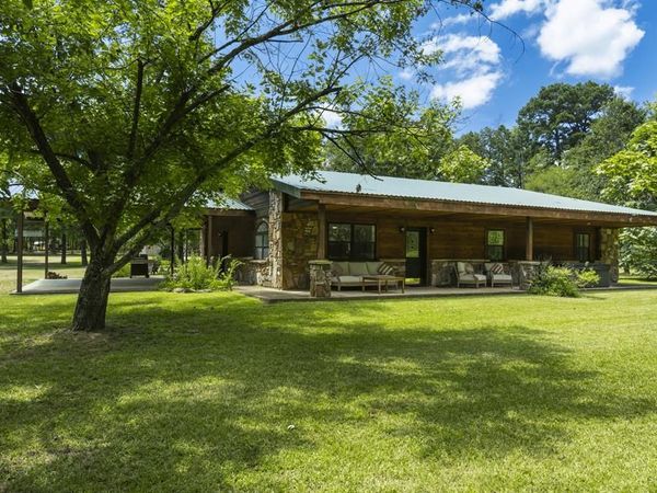 2475 Belpine Loop, Broken Bow, OK 74728