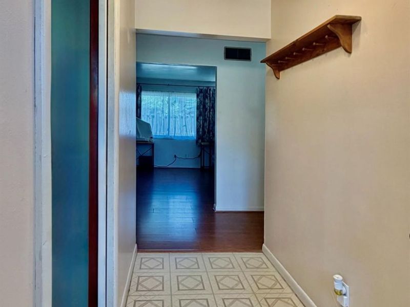 10277 Cheltenham Drive, Cincinnati, OH 45231 Photo 3