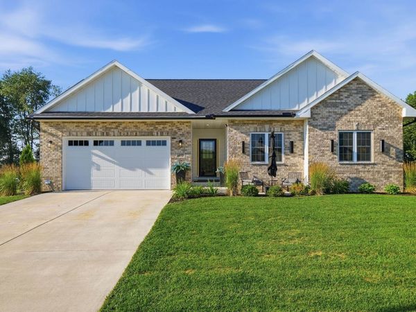 413 Gunderson Drive, Portage, WI 53901