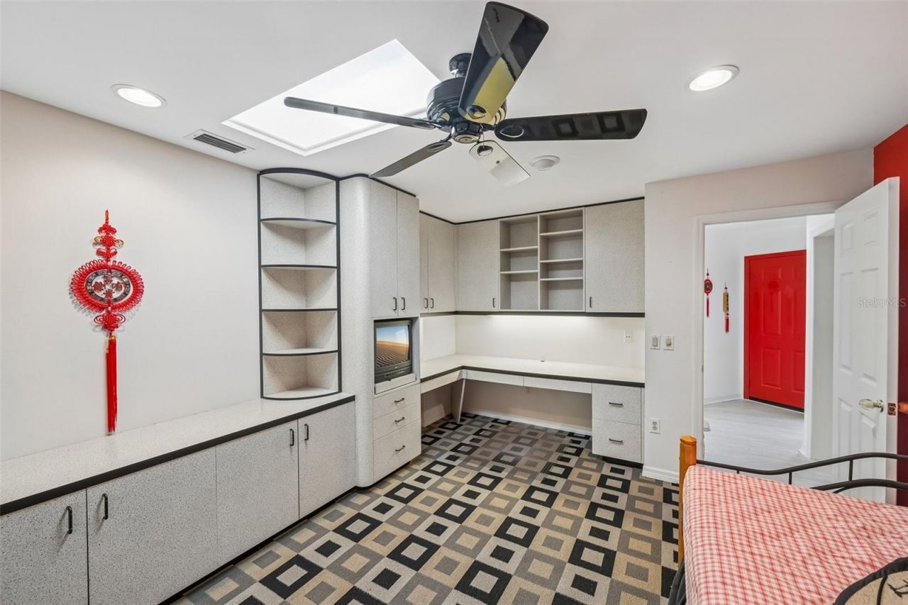 3646 Gleneagle Drive, Unit 10B, Sarasota, FL 34238 Photo