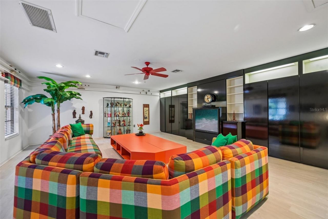 3646 Gleneagle Drive, Unit 10B, Sarasota, FL 34238 Photo