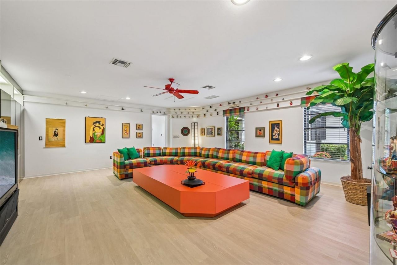 3646 Gleneagle Drive, Unit 10B, Sarasota, FL 34238 Photo
