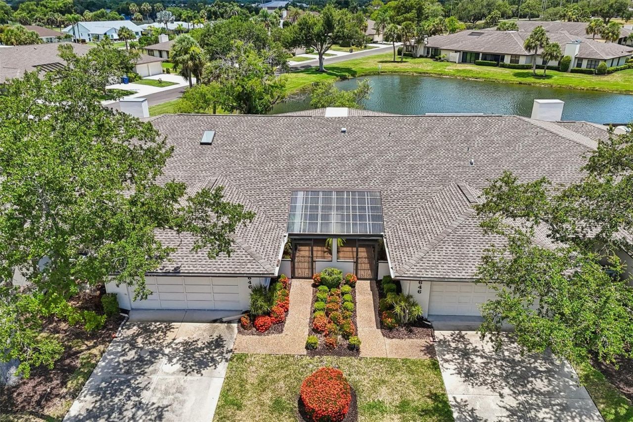 3646 Gleneagle Drive, Unit 10B, Sarasota, FL 34238 Photo