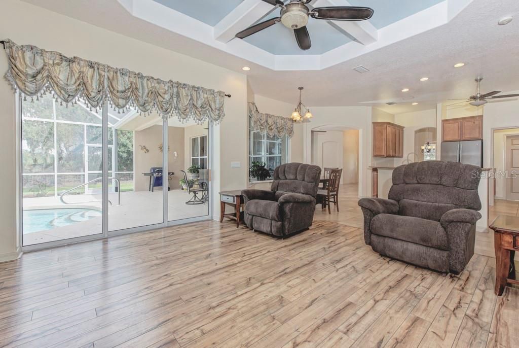 6930 69th Street E, Palmetto, FL 34221 Photo