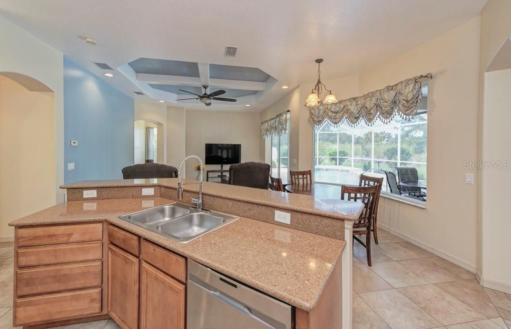 6930 69th Street E, Palmetto, FL 34221 Photo