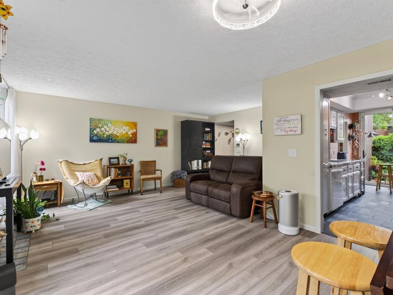 4783 Smoketalk Lane, Unit 4, Westerville, OH 43081 Photo 5
