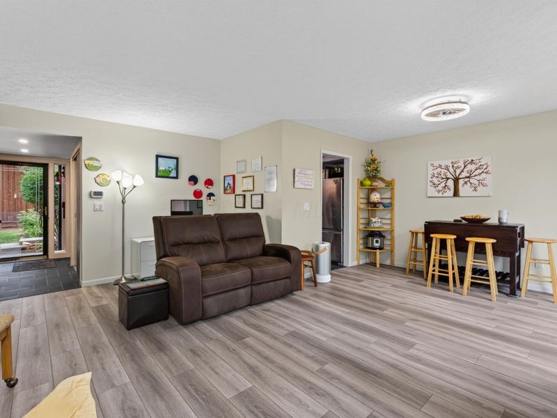 4783 Smoketalk Lane, Unit 4, Westerville, OH 43081 Photo 6