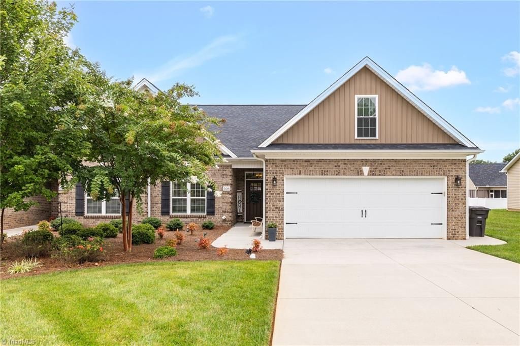 207 Birchwood Drive, Reidsville, NC 27320 Main Photo