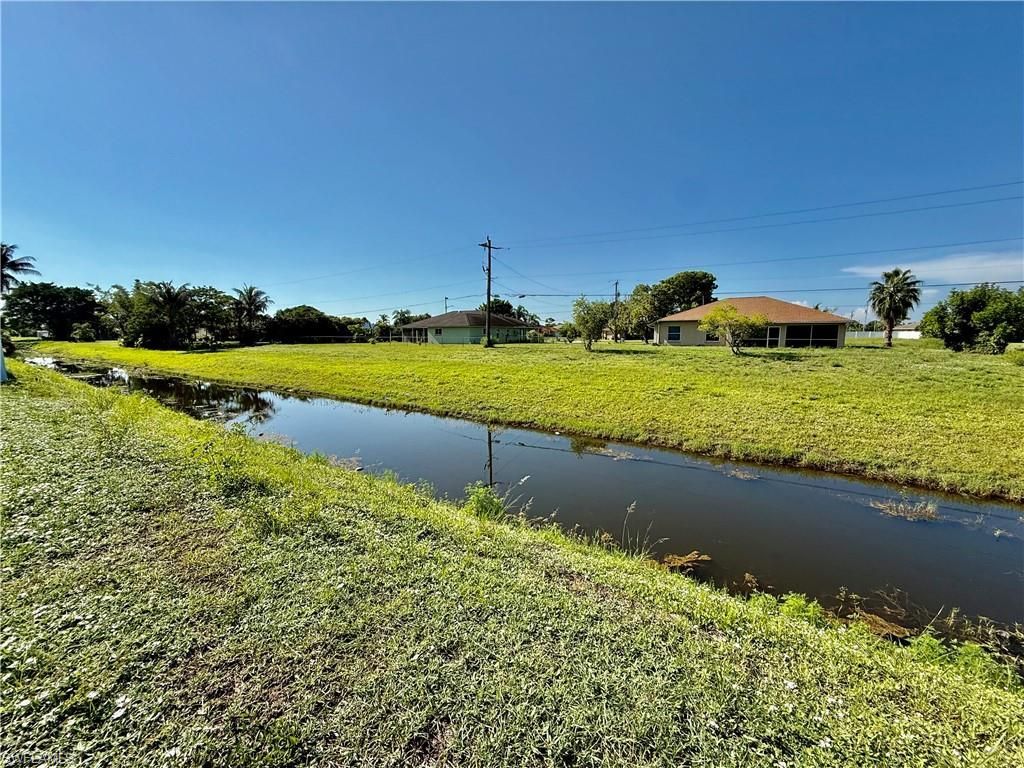 406 Parkside St, Lehigh Acres, FL 33936 Photo