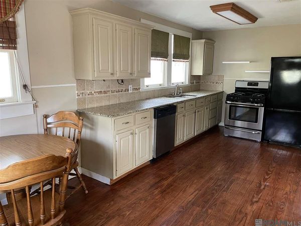 411 Lovers Lane Dr, Baton Rouge, LA 70806