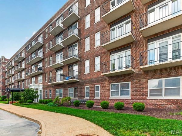 5630 Pershing Avenue, Unit 50, St Louis, MO 63112