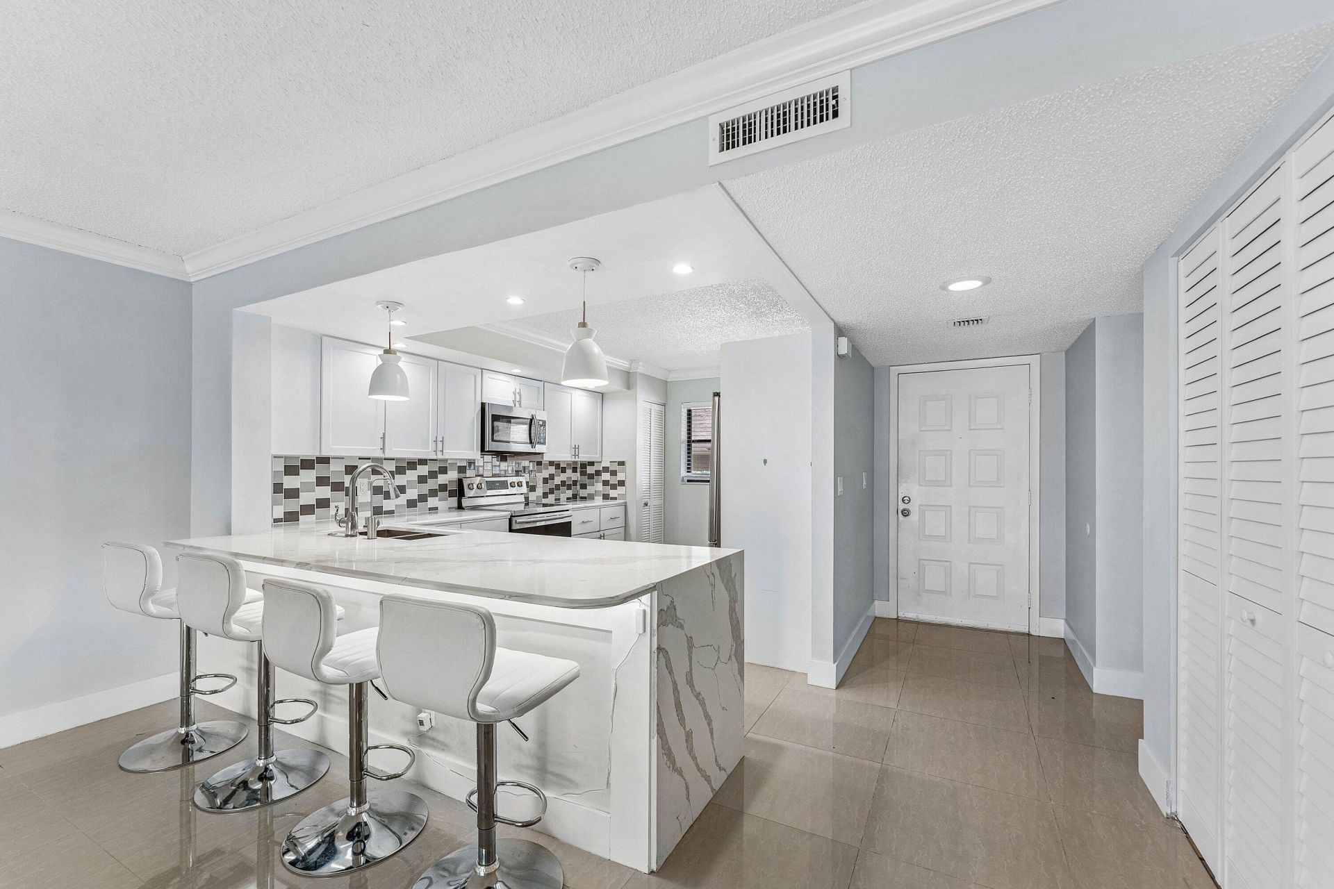 12926 Briarlake Drive, Unit 201, Palm Beach Gardens, FL 33418 Photo
