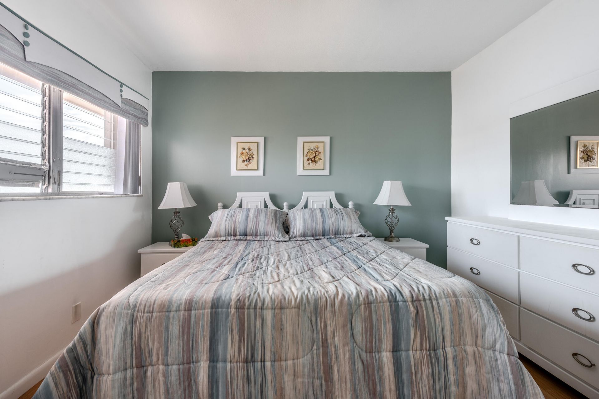 925 SW 11th Avenue, Unit 3j, Hallandale, FL 33009 Photo