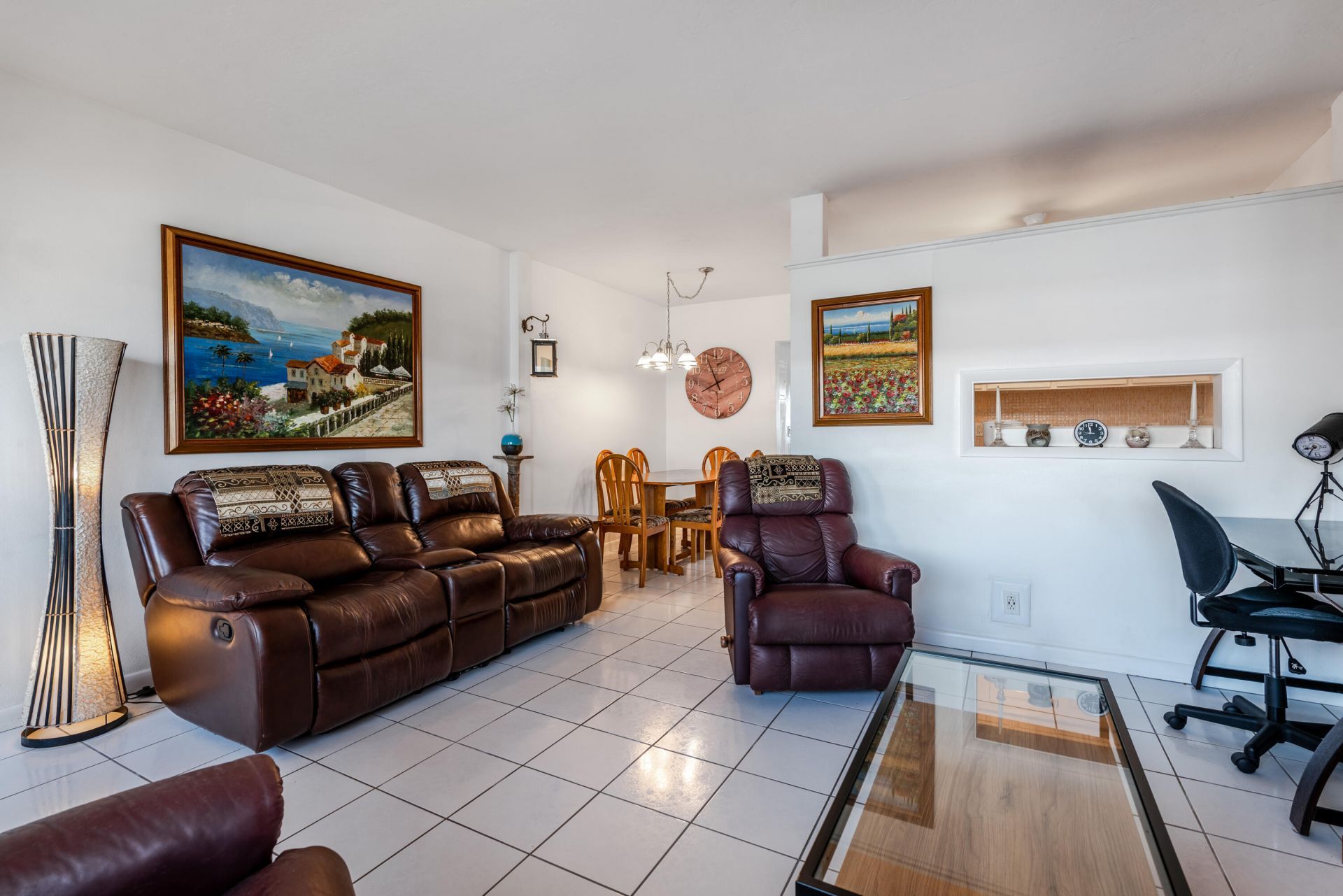 925 SW 11th Avenue, Unit 3j, Hallandale, FL 33009 Photo