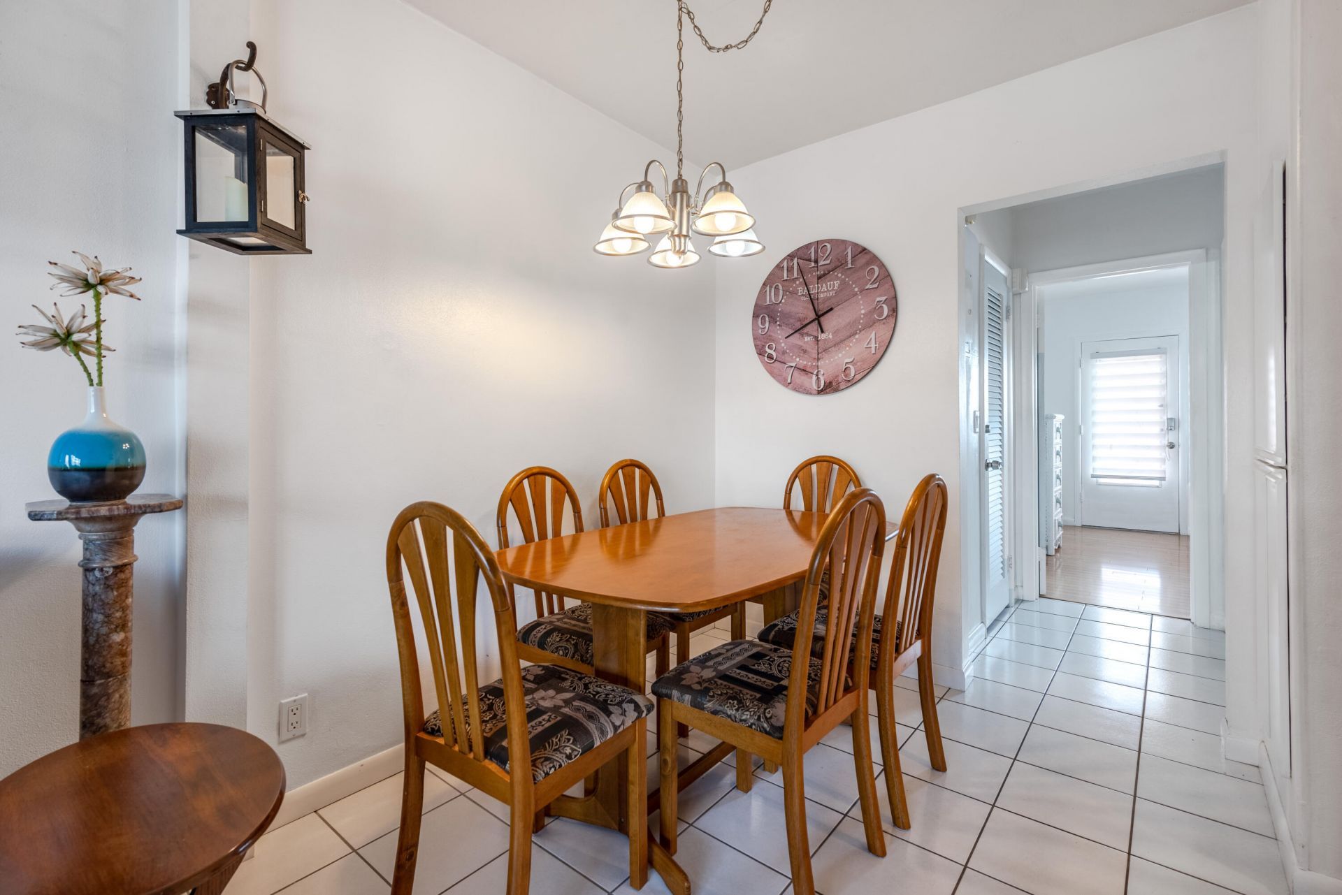 925 SW 11th Avenue, Unit 3j, Hallandale, FL 33009 Photo