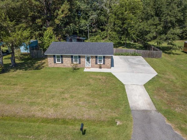 213 Gibson St., Georgetown, SC 29440