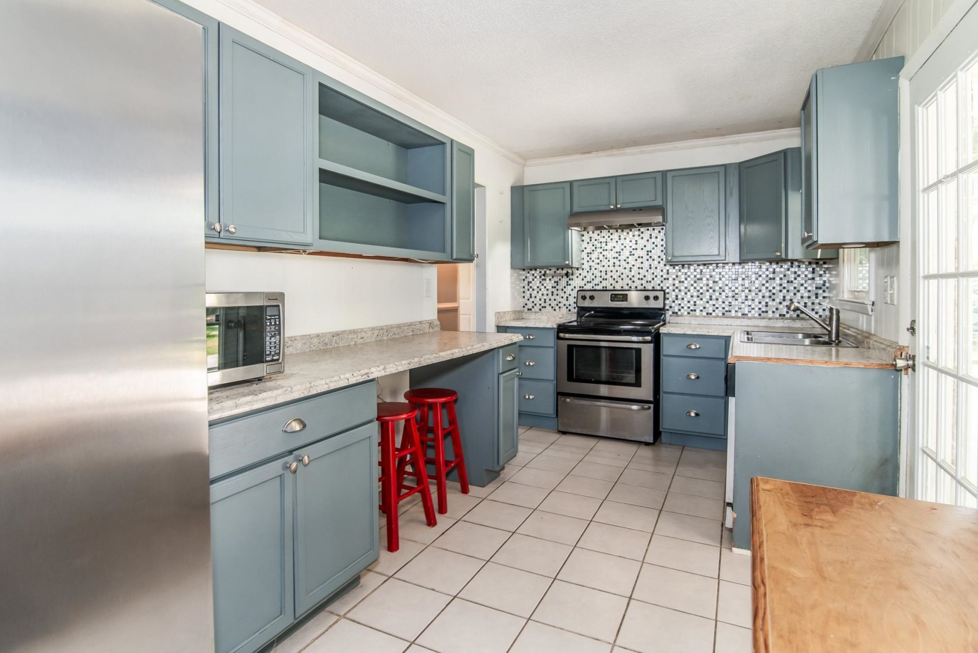 213 Gibson St. Photo 15